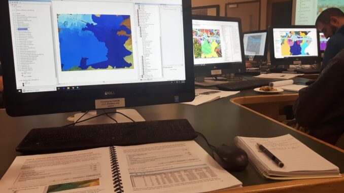 LiDAR workstation|Studying Lab at UNB