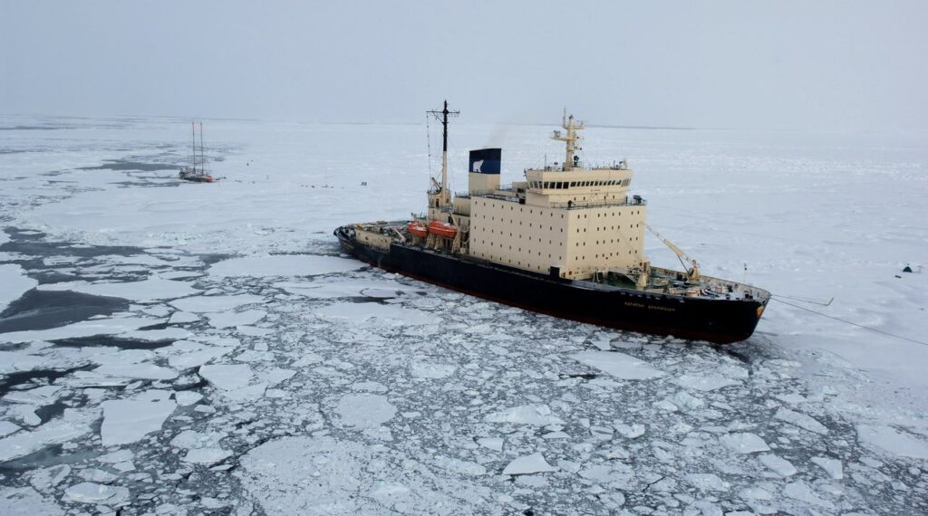 Ship arctic