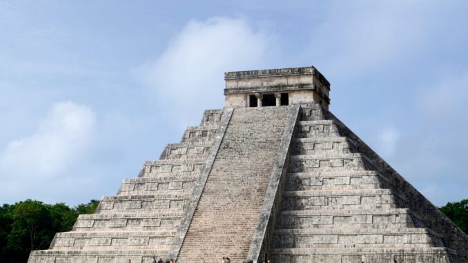 A photo of Chichen Itza from Mexico||||||||